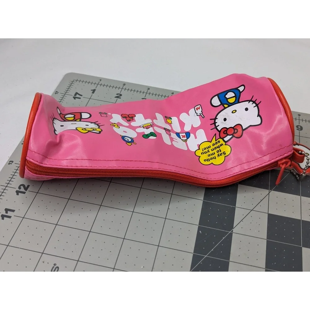 Sanrio Hello Kitty Pencil Case Pink 2012 Rainbow‎
